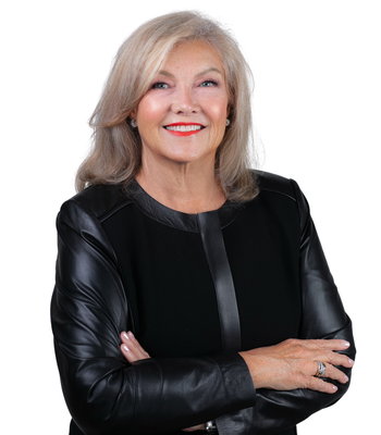 Portrait of Heide Rand, REALTOR®.